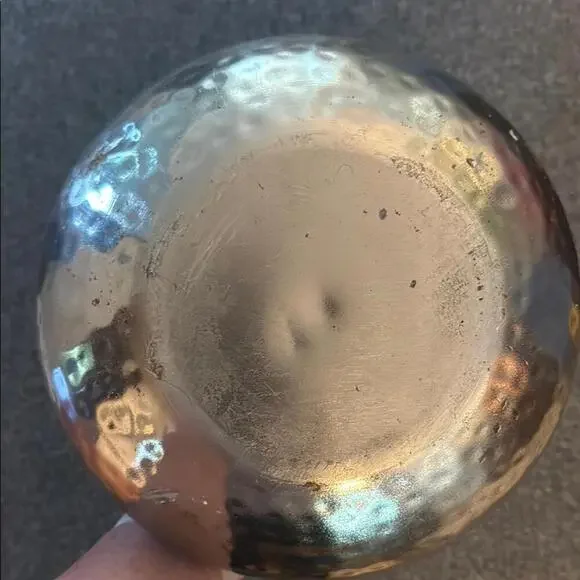 Elegant Silver Hammered Vase - Picture 5 of 5